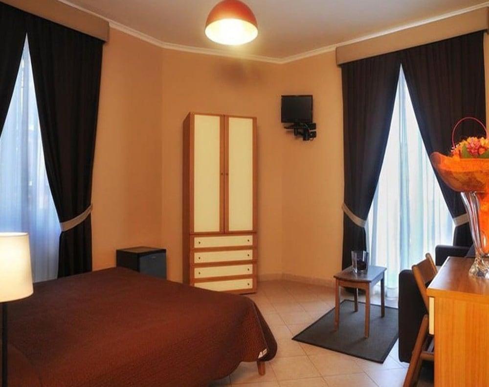 San Marco Hotel Napoli Bagian luar foto